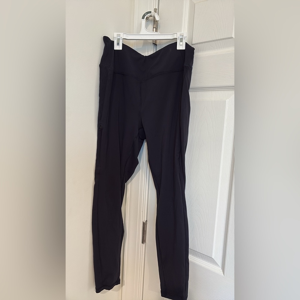 Avalanche Black Leggings